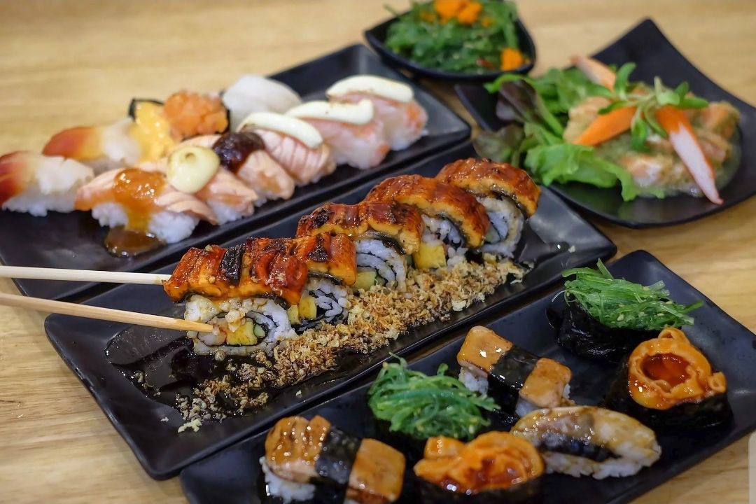 Shinkanzen, budget-friendly sushi starting at just 11 baht a piece